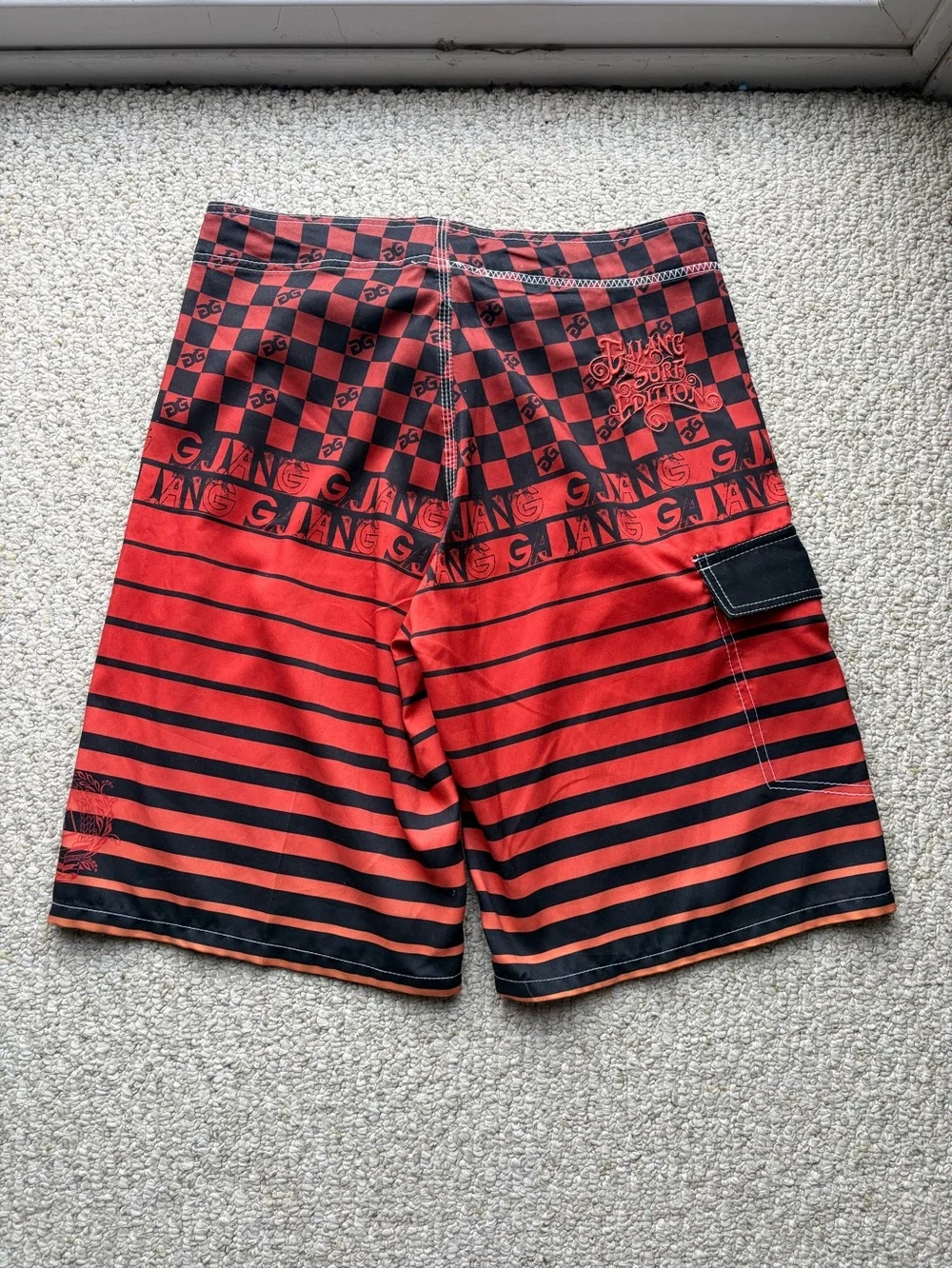 Y2K Board shorts Surf short Edition. Checkered pattern. Baggy fit.